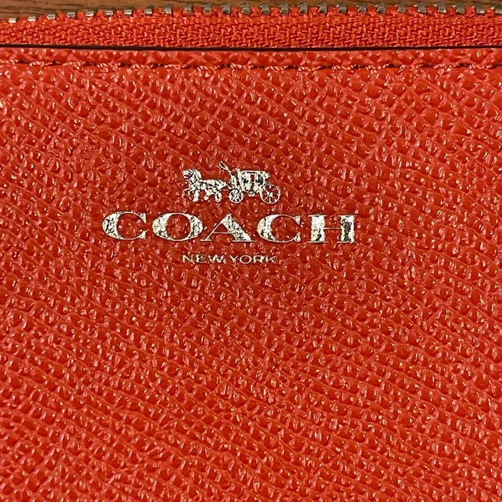 Coach Corner Zip Wristlet Leather Pebbled Burnt Orange NEW
